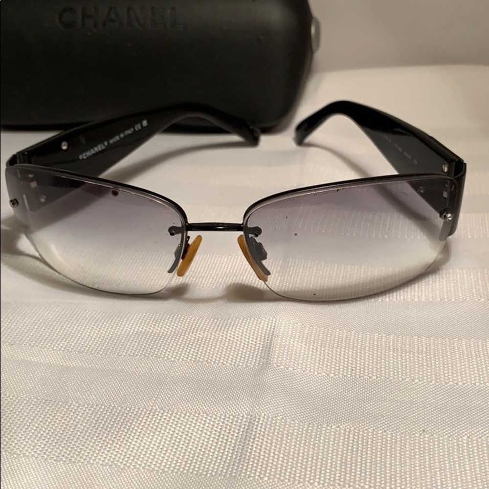 CHANEL Black Tinted Sunglasses